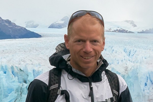 Point of view: For a cultural change in transit traffic