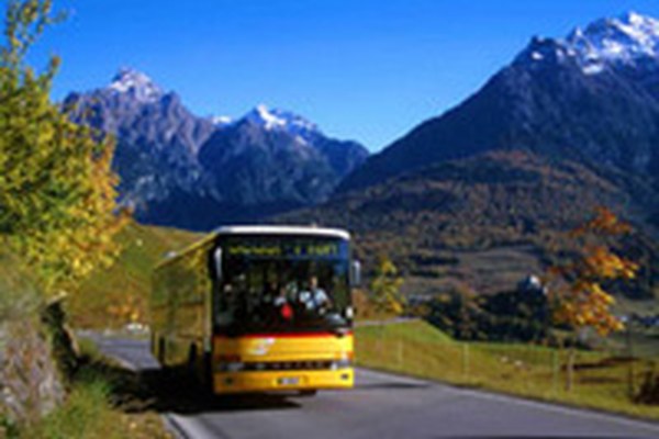 La libéralisation des services publics aggrave la polarisation spatiale dans l'espace alpin suisse