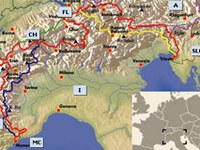 Randonnée pédestre à travers les Alpes