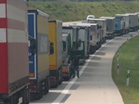 Interdiction d'accès des poids lourds au Tunnel du Mont Blanc