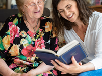 Cohabitation intergénérationnelle à Annecy : bien plus qu'un logement pour nos jeunes !