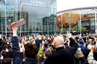 Le Vent d’assos se lève contre la politique régionale