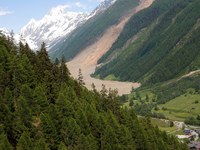 Quand les montagnes s’effondrent : vivre avec le risque