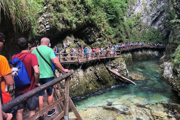 Einen «Stups» geben