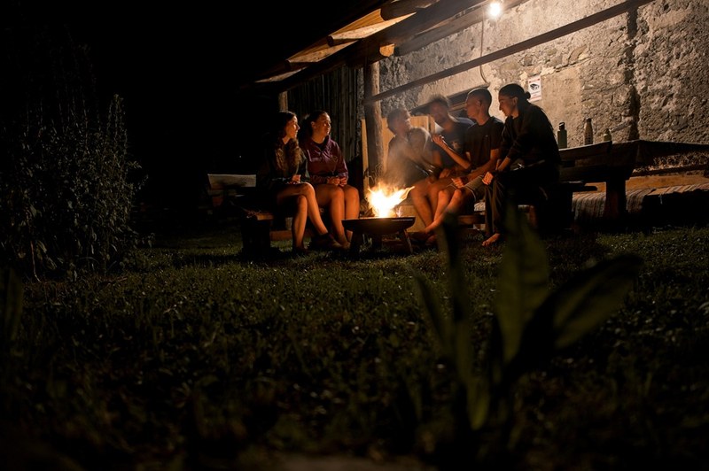 In agosto i membri della Consulta Giovani CIPRA hanno discusso a Imst-Pitztal/A di nuove idee di progetto. © Matthias Lang