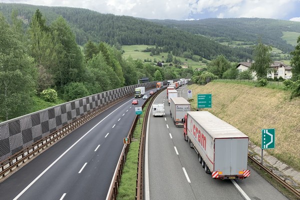Vorentscheidung im Rechtsstreit um Alpentransit
