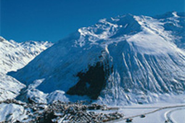 Hotelpyramide in Andermatt
