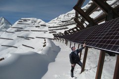 Solargrossprojekt in Schweizer Bergdorf