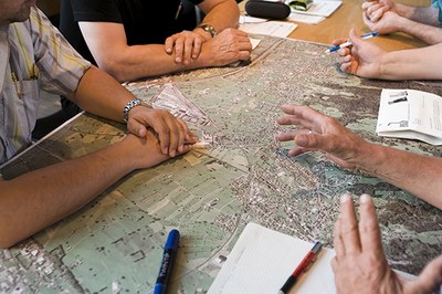 Alpine Raumsphären : natürliche Grenzen, unendliche Möglichkeiten