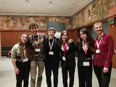 Das Jugendparlament der Alpenkonvention macht sich für alpine Schutzgebiete stark