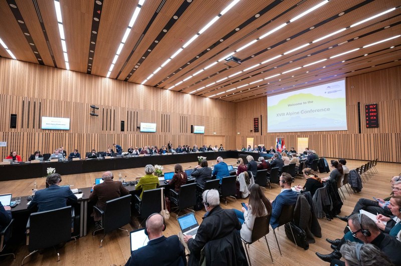Alpska konferenca, januarja na Brdu/Sl o 10. poročilu o stanju Alp glede kakovosti življenja v Alpah. © Peter Skoberne