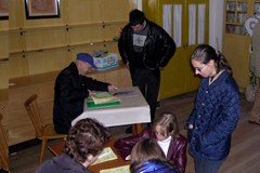 Samoupravni referendum v Pustriški dolini (Val Pusteria/Pustertal) in obnova varovalnega gozda v Hintersteinu - "Tudi mi odločamo," zatrjujejo prebivalci Alp, ki ne želijo več opazovati, ampak soodločati.