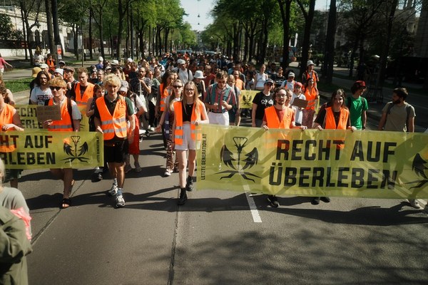 Gibanje »Zadnja generacija Avstrije« zaključilo s podnebnimi protesti