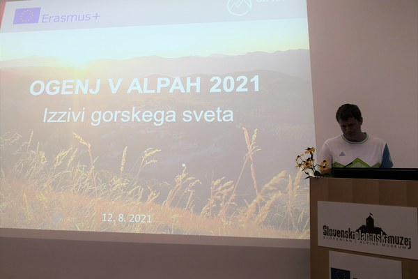 Gorski svet pod vedno večjimi pritiski