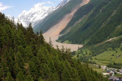 Ko se odlomi gora: življenje z nevarnostjo