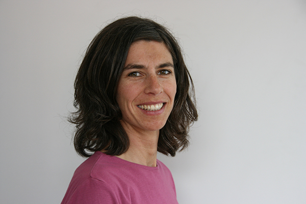 Stališče: Razmišljati velikopotezno, ukrepati lokalno